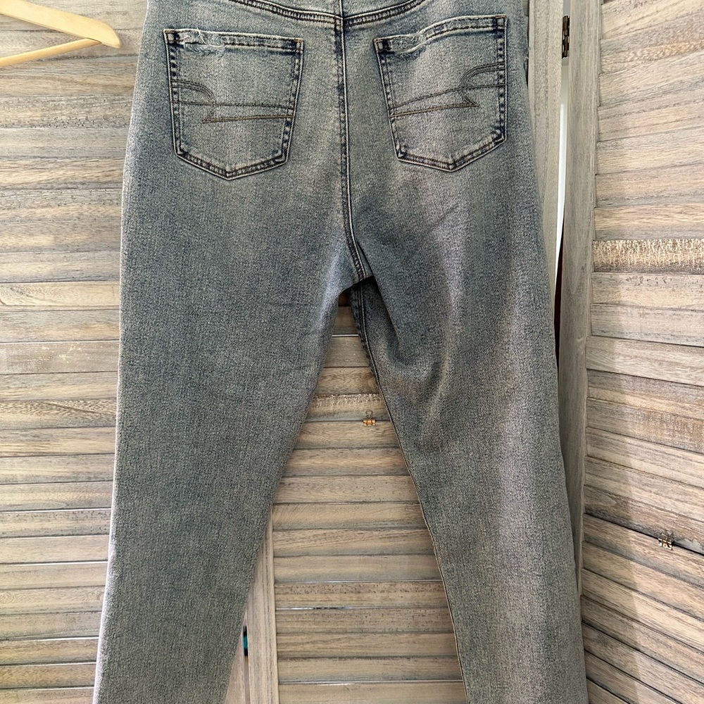 High Rise Mom Jean Bundle (3 pairs!!) - Picture 6 of 12